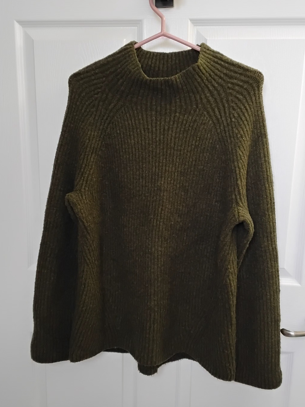 Woman's Olive Green Chunky Knit Mock Neck Sweater SIZE LG